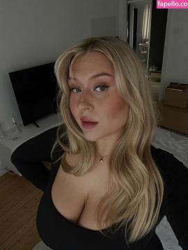 Elin W / eliin / elinwilhelmssson Nude Leaks OnlyFans - Fapello — photo 2 of 11