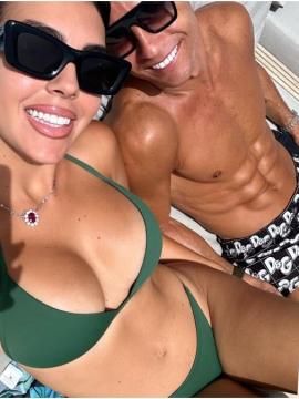 Georgina Rodríguez Nude Leaks OnlyFans - Fapello — photo 7 of 22