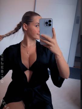Miiileb / miiilleb Nude Leaks - Fapello — photo 58 of 61