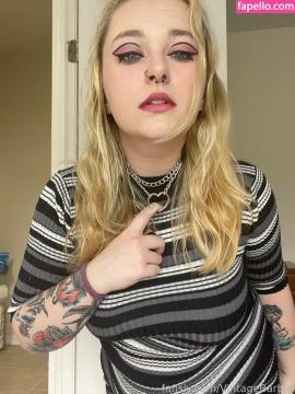 BlackWidowMilf / MILF Olivia / VintageBarbie Nude Leaks - Fapello — photo 1 of 42