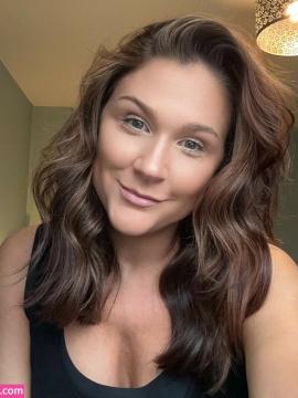 Lisa Dollan | Yorkshire Peach / yorkshire_peach Nude Leaks OnlyFans - Fapello