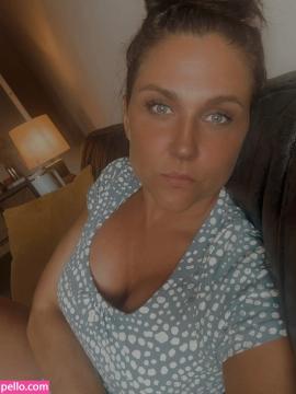 Lisa Dollan | Yorkshire Peach / yorkshire_peach Nude Leaks OnlyFans - Fapello — photo 5 of 9