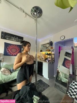 throatxgoatxx Nude Leaks OnlyFans - Fapello — photo 32 of 51