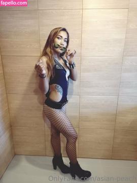 asian-peach / asian_peaches Nude Leaks OnlyFans - Fapello — photo 32 of 36