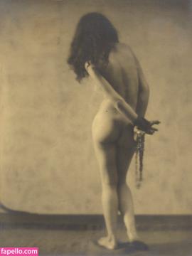 La Petite Nude Leaks OnlyFans - Fapello