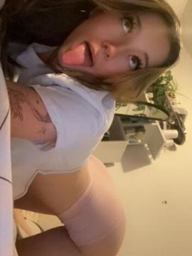 186156614 / Manonriri_ / manonrigolii_ / petitepandatte Nude Leaks OnlyFans - Fapello — photo 4 of 6