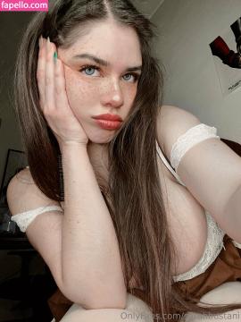 Sarah Bustani / sarahbustani / sarahbustani69 Nude Leaks OnlyFans - Fapello — photo 15 of 24
