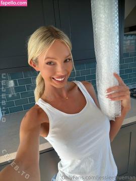 Jessie C Trueman / jessiectrueman / u249172891 Nude Leaks OnlyFans - Fapello — photo 20 of 37