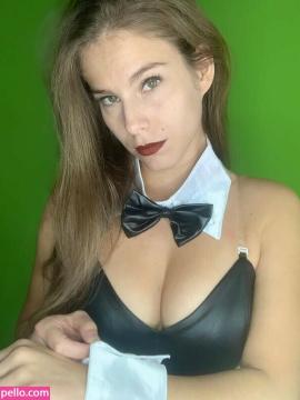 Avery Petite / avery.petite / averypetite Nude Leaks OnlyFans - Fapello — photo 10 of 21