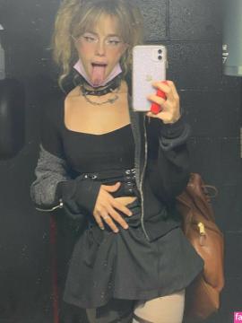 Petitegothgirl / Petitegothmaid / la.petite.goth.girl_ Nude Leaks - Fapello — photo 18 of 19