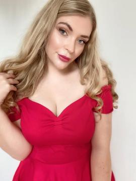 OnlyFans - Daisy Hall / @dhallxox — photo 18 of 150