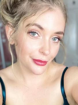 OnlyFans - Daisy Hall / @dhallxox — photo 24 of 150
