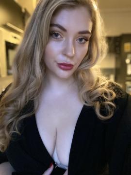 OnlyFans - Daisy Hall / @dhallxox — photo 30 of 150