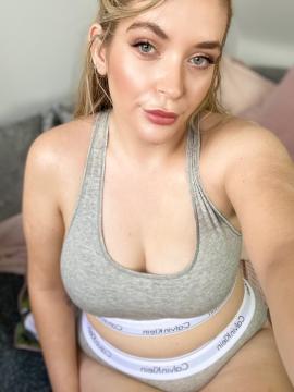 OnlyFans - Daisy Hall / @dhallxox — photo 48 of 150