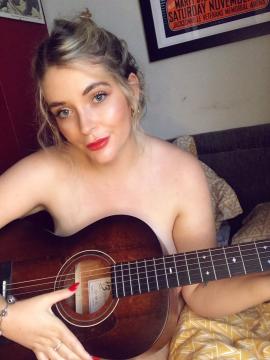 OnlyFans - Daisy Hall / @dhallxox — photo 92 of 150