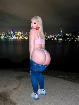 OnlyFans - Dee / @baristaa_dee — photo 97 of 127