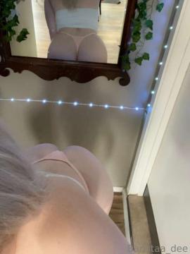 OnlyFans - Dee / @baristaa_dee — photo 125 of 127