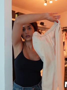 OnlyFans - Shirin Azami — photo 16 of 16