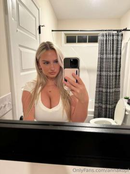 OnlyFans - Anna Kopf / @annakopf — photo 6 of 59
