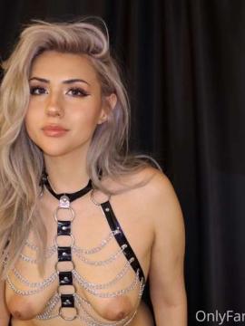 OnlyFans - kiki / @sadgirlkiki — photo 159 of 218