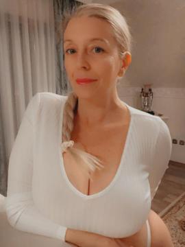 OnlyFans - Tunderose / @tunderose7 — photo 41 of 275