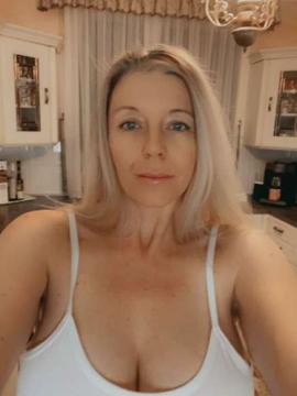 OnlyFans - Tunderose / @tunderose7 — photo 117 of 275