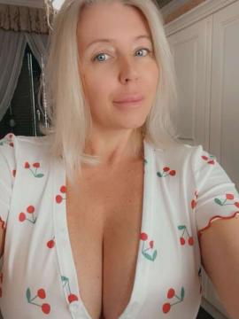 OnlyFans - Tunderose / @tunderose7 — photo 253 of 275