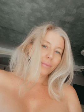 OnlyFans - Tunderose / @tunderose7 — photo 263 of 275
