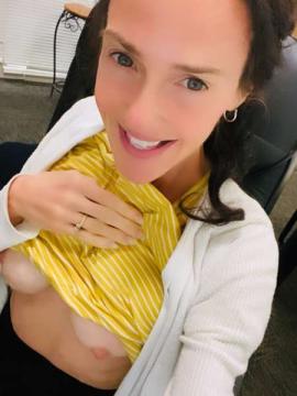OnlyFans - Lilrosiedoll / @lilrosiedoll — photo 835 of 850