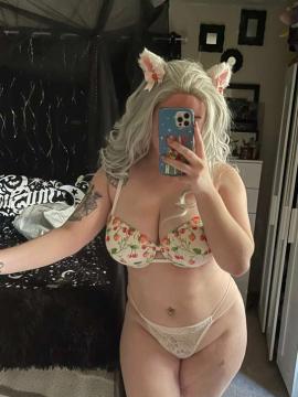 OnlyFans - QUEENHYRULE / @queenhyrule — photo 25 of 256