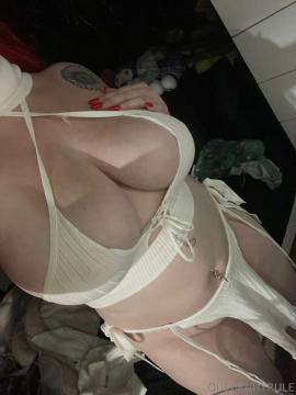 OnlyFans - QUEENHYRULE / @queenhyrule — photo 138 of 256