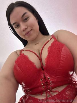 OnlyFans - u248566897 / @laracv — photo 64 of 434