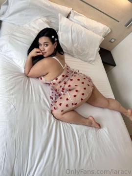 OnlyFans - u248566897 / @laracv — photo 131 of 434