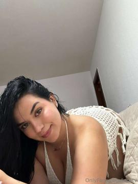 OnlyFans - u248566897 / @laracv — photo 408 of 434