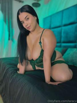 OnlyFans - u248566897 / @laracv — photo 414 of 434
