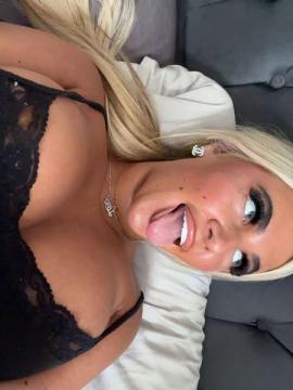 OnlyFans - Leonie / @sleoniex — photo 16 of 82