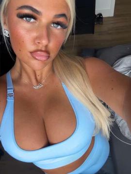 OnlyFans - Leonie / @sleoniex — photo 21 of 82