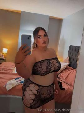 OnlyFans - Chloe townson / @chloetownson1212 — photo 2 of 187