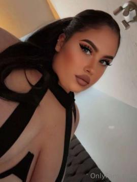 OnlyFans - Chloe townson / @chloetownson1212 — photo 11 of 187