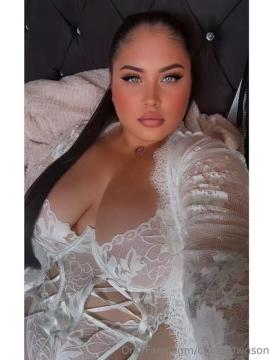 OnlyFans - Chloe townson / @chloetownson1212 — photo 15 of 187