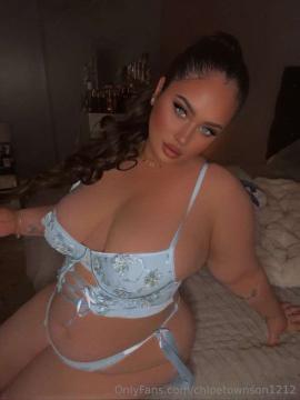 OnlyFans - Chloe townson / @chloetownson1212 — photo 97 of 187