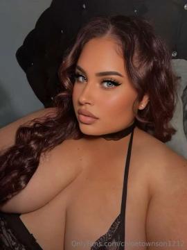 OnlyFans - Chloe townson / @chloetownson1212 — photo 126 of 187