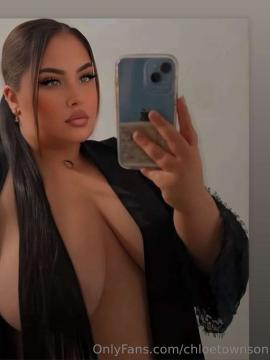 OnlyFans - Chloe townson / @chloetownson1212 — photo 165 of 187