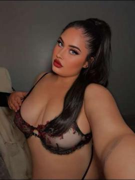 OnlyFans - Chloe townson / @chloetownson1212 — photo 173 of 187