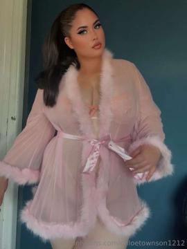 OnlyFans - Chloe townson / @chloetownson1212 — photo 181 of 187