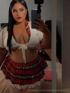 OnlyFans - Chloe townson / @chloetownson1212 — photo 184 of 187