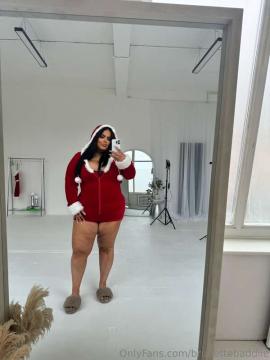 OnlyFans - Miss Chloe / @brunettebaddiie — photo 1 of 496