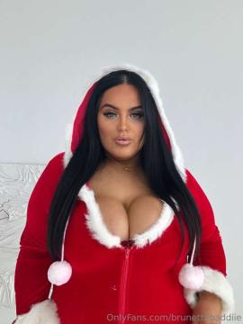 OnlyFans - Miss Chloe / @brunettebaddiie — photo 3 of 496