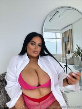 OnlyFans - Miss Chloe / @brunettebaddiie — photo 38 of 496