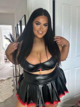 OnlyFans - Miss Chloe / @brunettebaddiie — photo 42 of 496